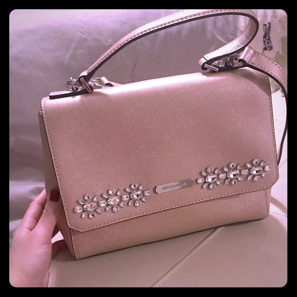 Michael Kors Handbags - 👜 MICHAEL KORS women PURSE/ handbag